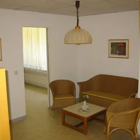 Waldschlosschen 3*